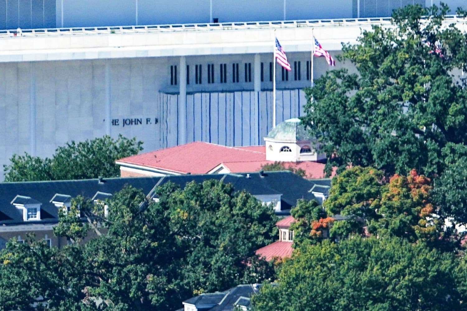 El Centro John F. Kennedy para las Artes Escénicas en Washington, el jueves 8 de octubre de 2026. (Foto AP/Matt Rourke)