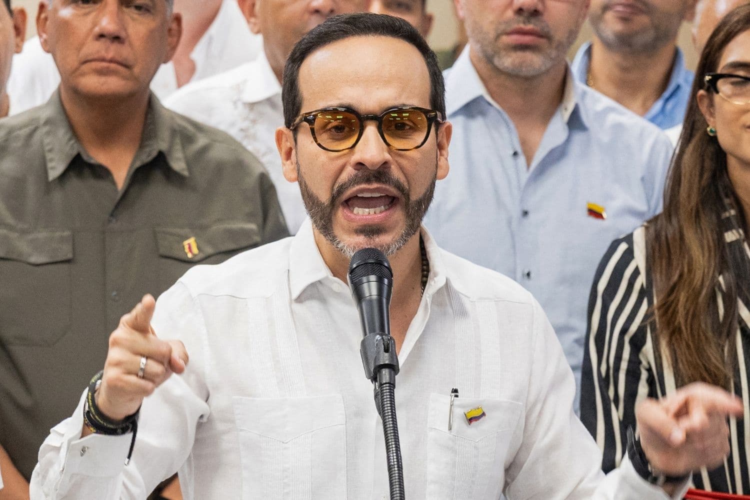 De la Espriella declara la lucha contra el "wokismo" y cambia el nombre del Ministerio de Cultura