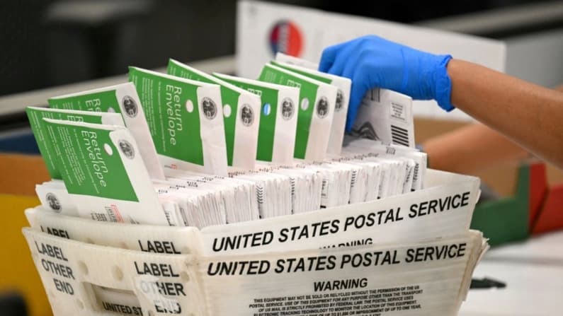 DOJ advierte a California de consecuencias de contar votos de no ciudadanos