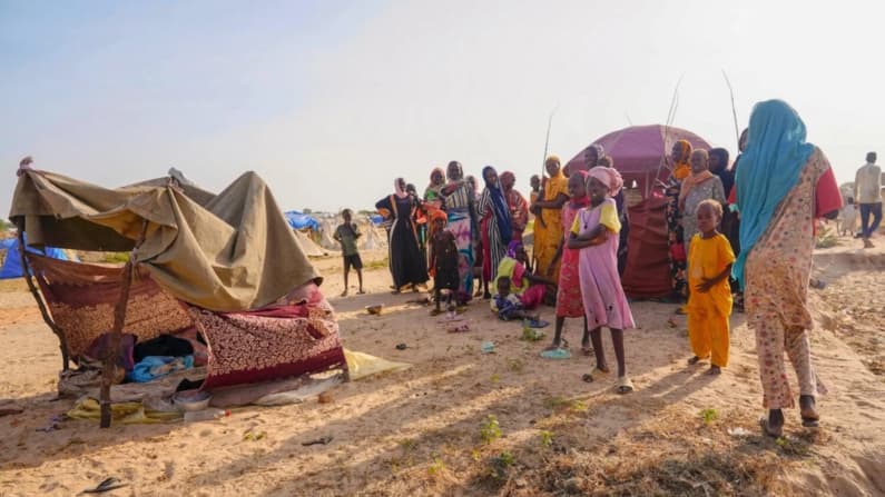 Más de 100,000 ucranianos y sudaneses en EE. UU. reciben protección temporal contra la deportación