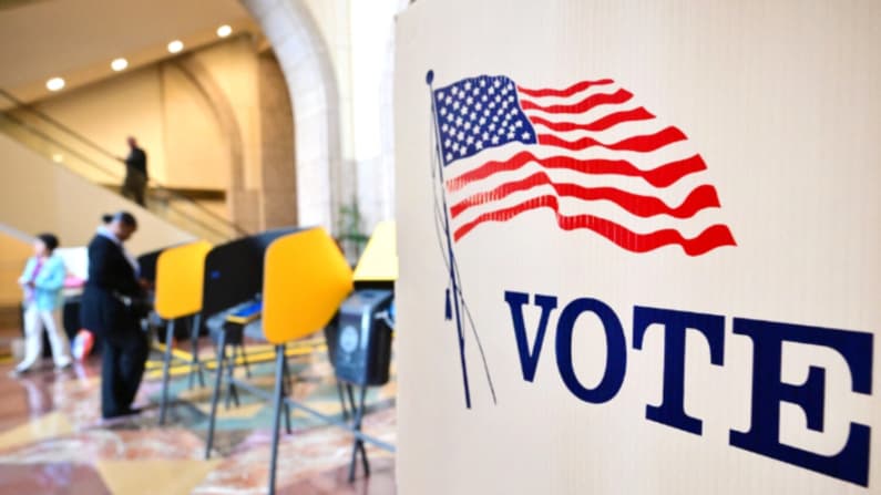 Juez restringe investigaciones electorales del DHS en 9 estados