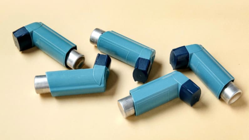 Vinculan uso excesivo de inhaladores con riesgo de infarto en pacientes con asma y EPOC