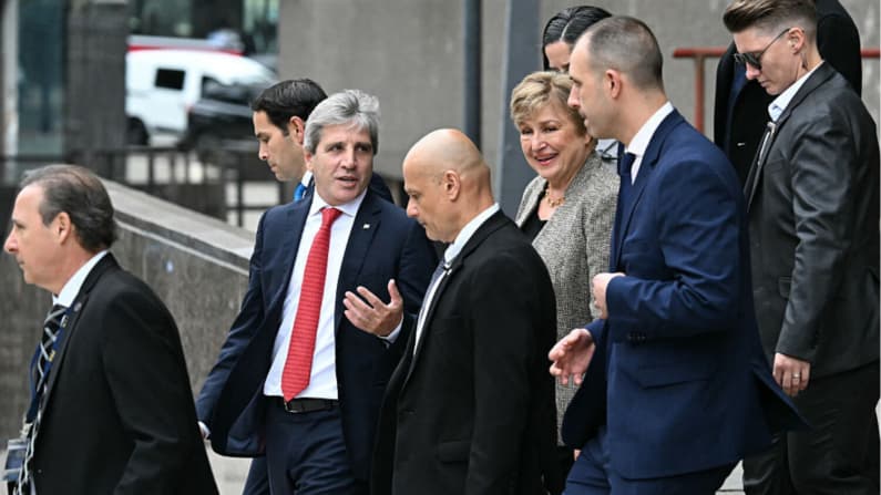 Argentina destaca ante el FMI la reducción de la inflación y la pobreza