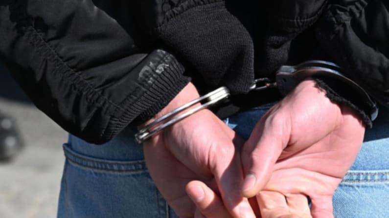 Detienen a "El Coco Ranas" presunto jefe de una célula afín a "Los Chapitos" en Sinaloa