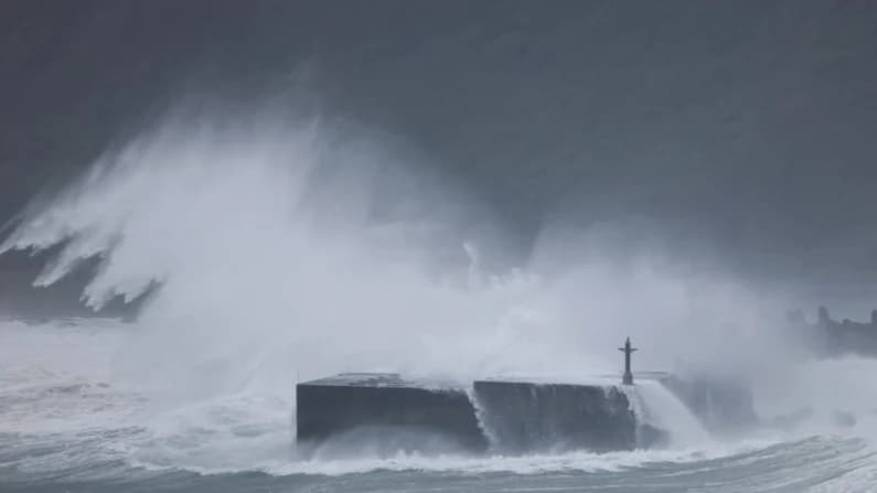 Tifón Champi deja 1 muerto y 350 heridos en Taiwán; altera ejercicio militar entre EE. UU. y Japón