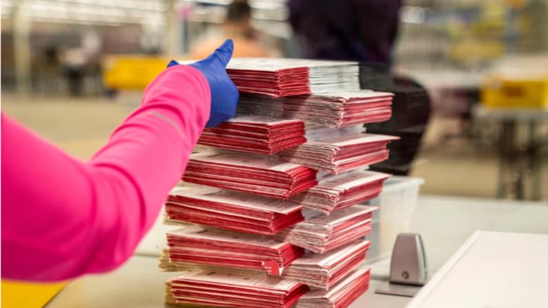 El DOJ identifica a más de 400 presuntos no ciudadanos en el censo electoral de Washington