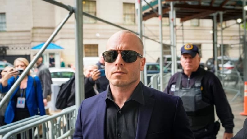 DOJ busca anonimato de testigos en juicio a soldado que al parecer apostó por incursión contra Maduro