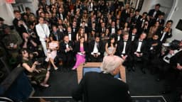 CNN, MS NOW y POLITICO señalan que continúan las limitaciones pese a fallos judiciales