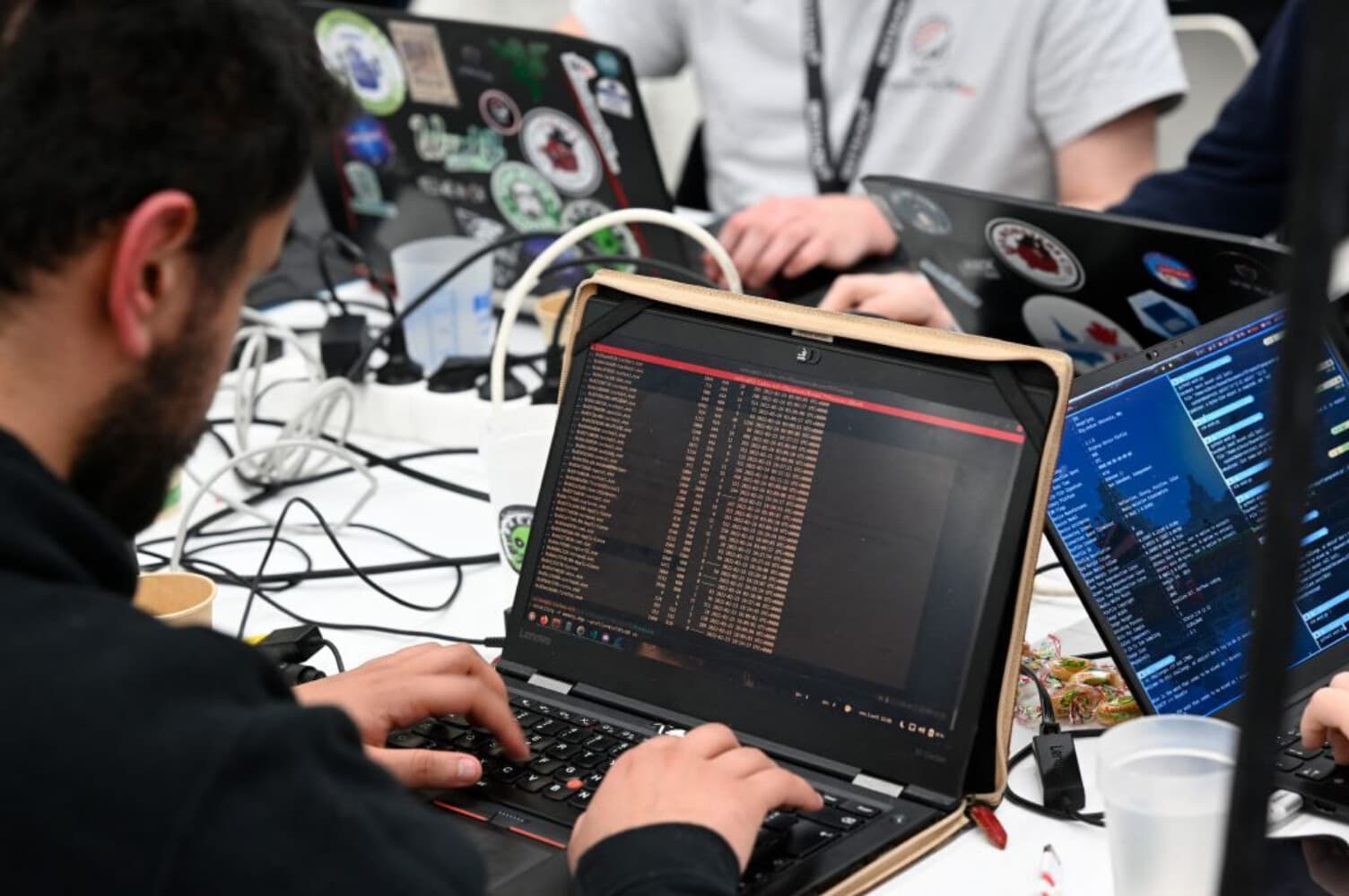Hackers presuntamente vinculados a México atacaron con IA más de 400 financieras latinoamericanas