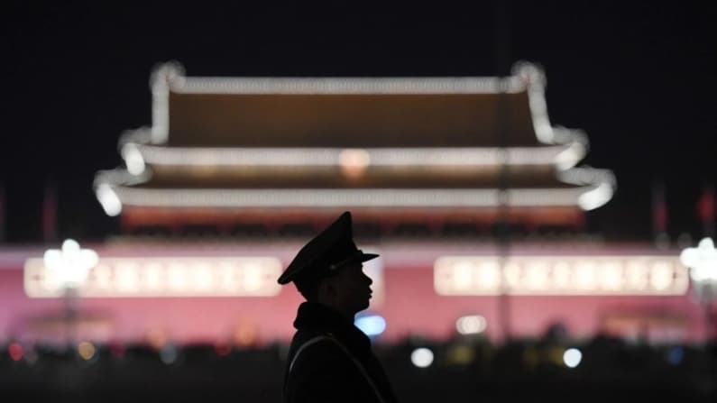 El tesorero de Indiana dice que Beijing "no dicta" el trabajo de los funcionarios estatales