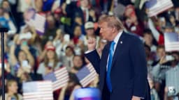 12 mítines, 13000 millas: La cobertura de la gira de Trump en las elecciones de mitad de mandato